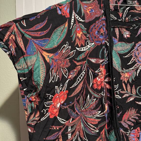 Angie Black Floral Lace Kimono Plus Size 1X - Picture 2 of 5